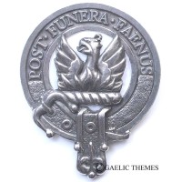 <br>Clan Mow Crest Cap Badge