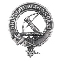 Carrick <br>Clan Macinnes Crest Cap Badge 