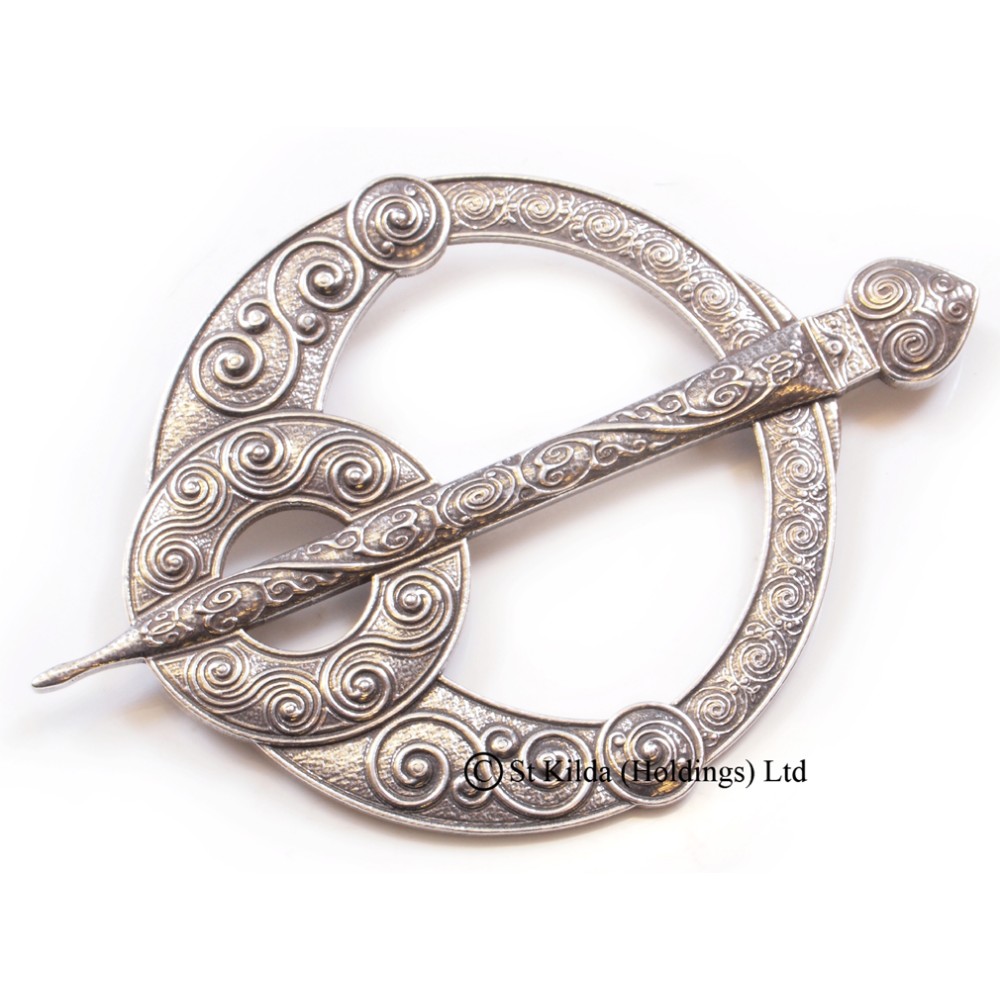 Plaid Brooch Battersea Celtic Penannular 