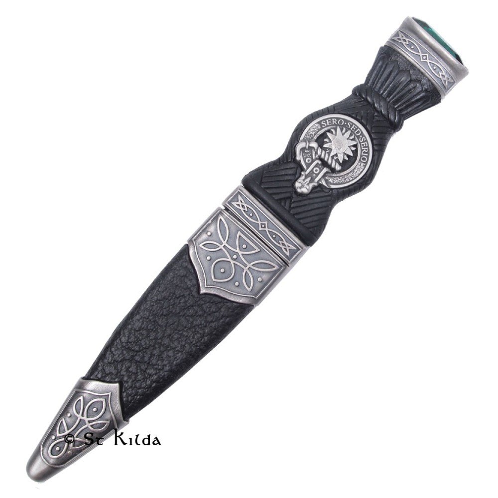 Sgian Dubh - Damascus Clan Crest
