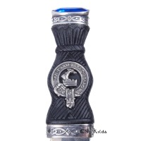 Sgian Dubh - <br>Clan Macquarrie Crest