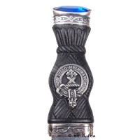 Sgian Dubh - <br>Clan Moffat Crest