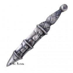 Antique Dirk Kilt Pin