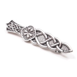 Kilt Pin Shamrock Twist
