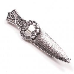 Kilt Pin Claddagh Knot