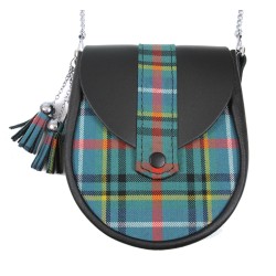 Sporranbag: Tartan Sporran Shoulder Bag / Handbag