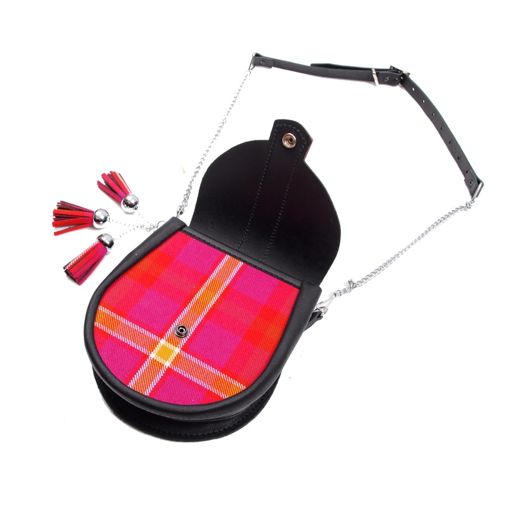 Sporranbag: Tartan Sporran Shoulder Bag / Handbag