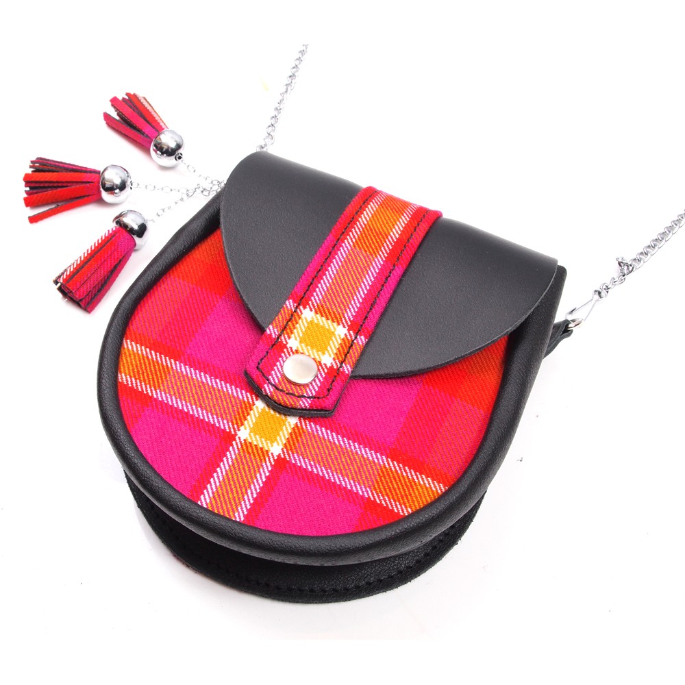 Sporranbag: Tartan Sporran Shoulder Bag / Handbag