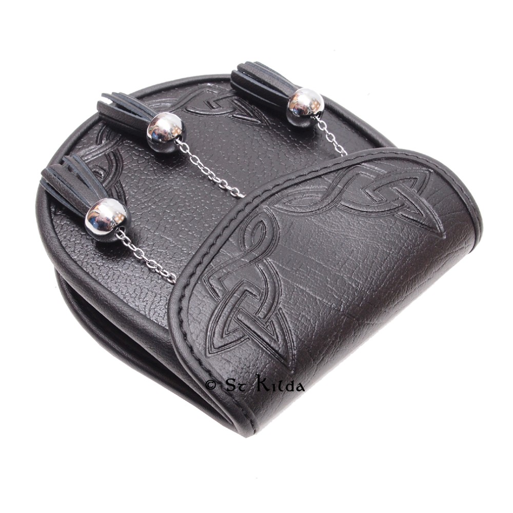 Day Sporran with Metal Tassels
