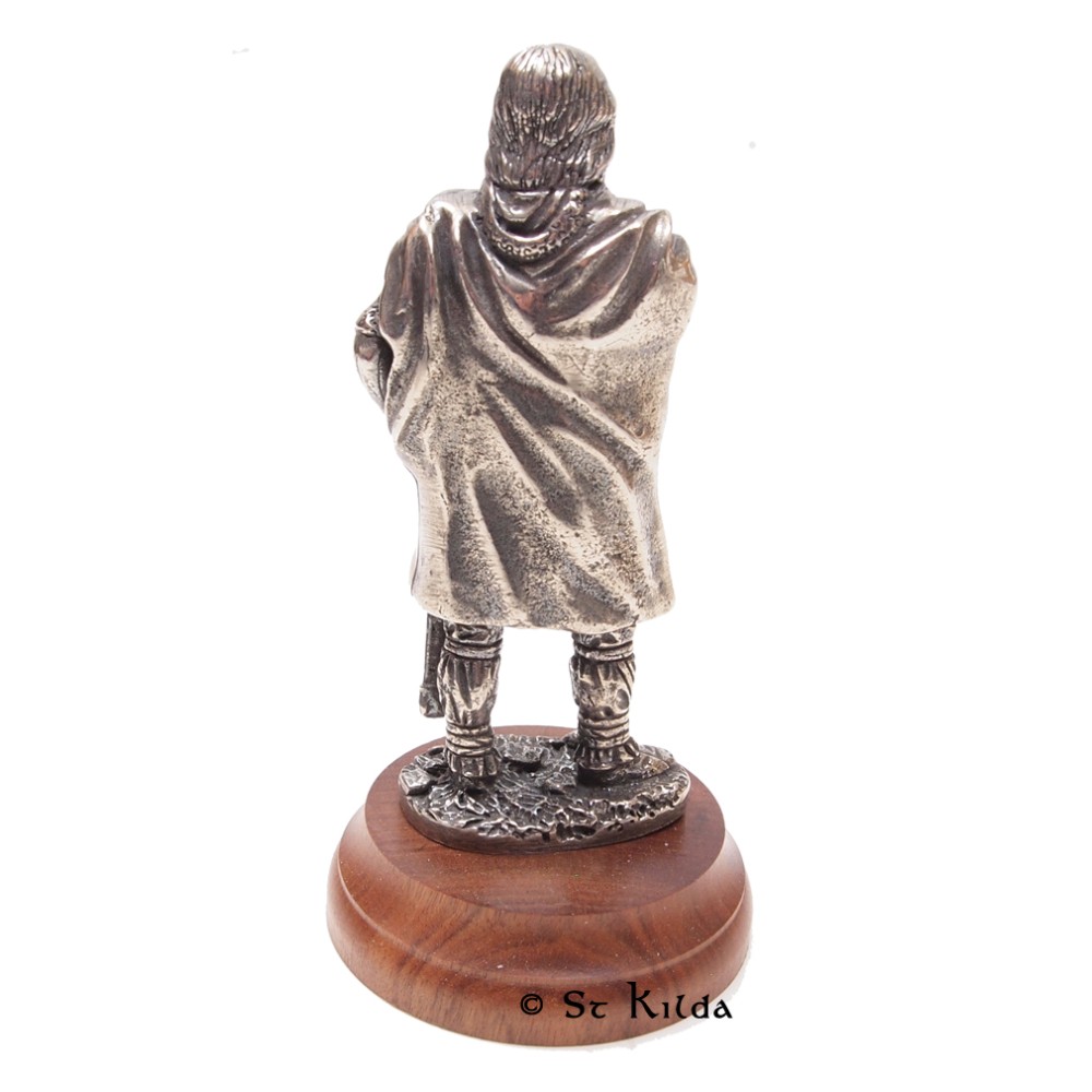 Pipercraft Macbeth Figurine 