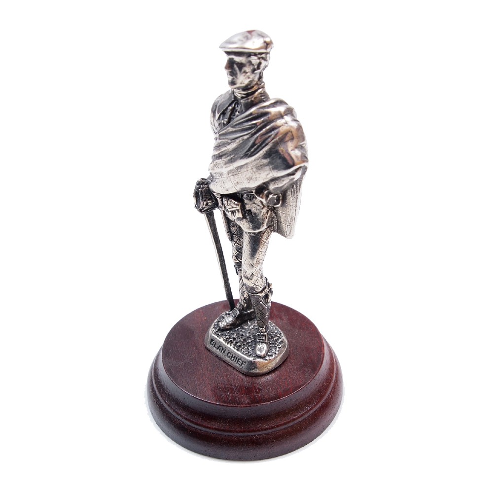 Pipercraft Clan Chief Figurine 
