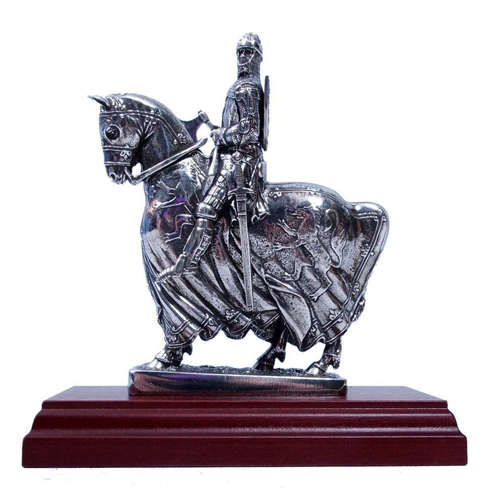 Robert the Bruce on Warhorse Figurine 