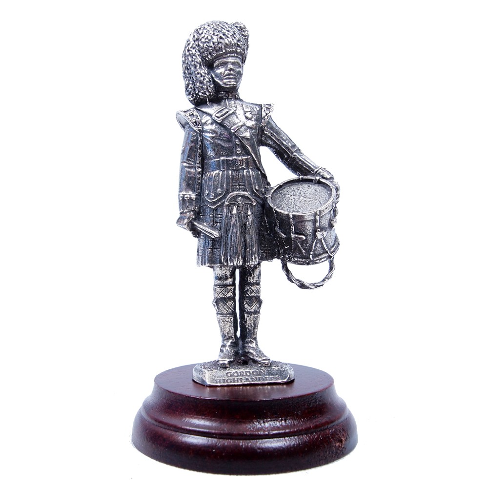 Pipercraft Gordon Highlanders Drummer Figurine 